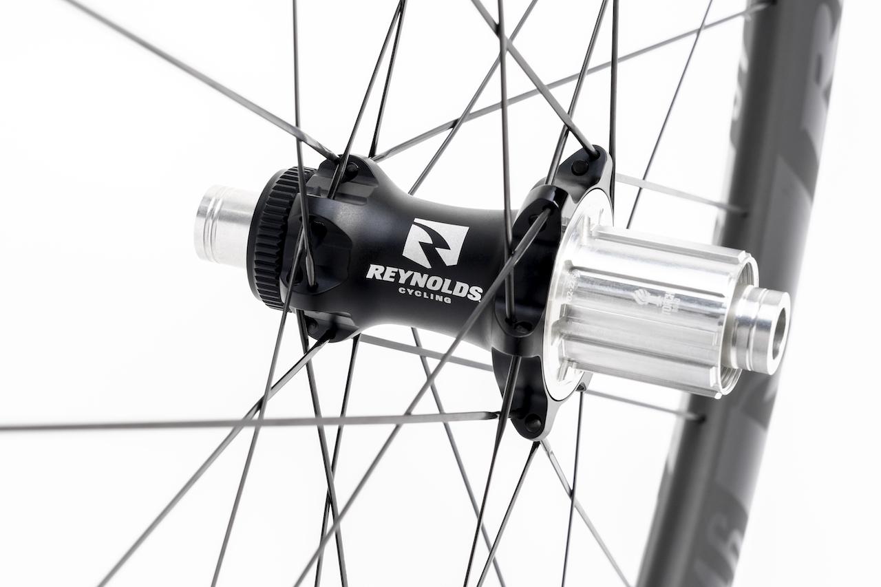 Jeu De Roues Reynolds BlackLabel Plus 27,5" Carbone I9 Hydra - 15x110/12x148 - Neuves