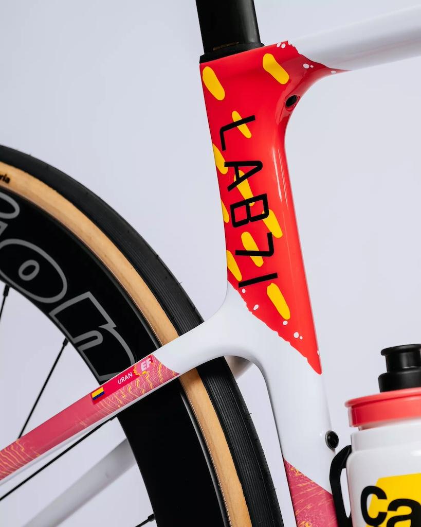 Lab71 Red Des Cannondale SuperSix Evo Lab 71 pour les équipes EF Education en ...